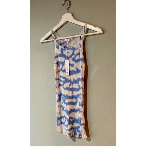 Sundry Tank Top. - Picture 1 of 1
